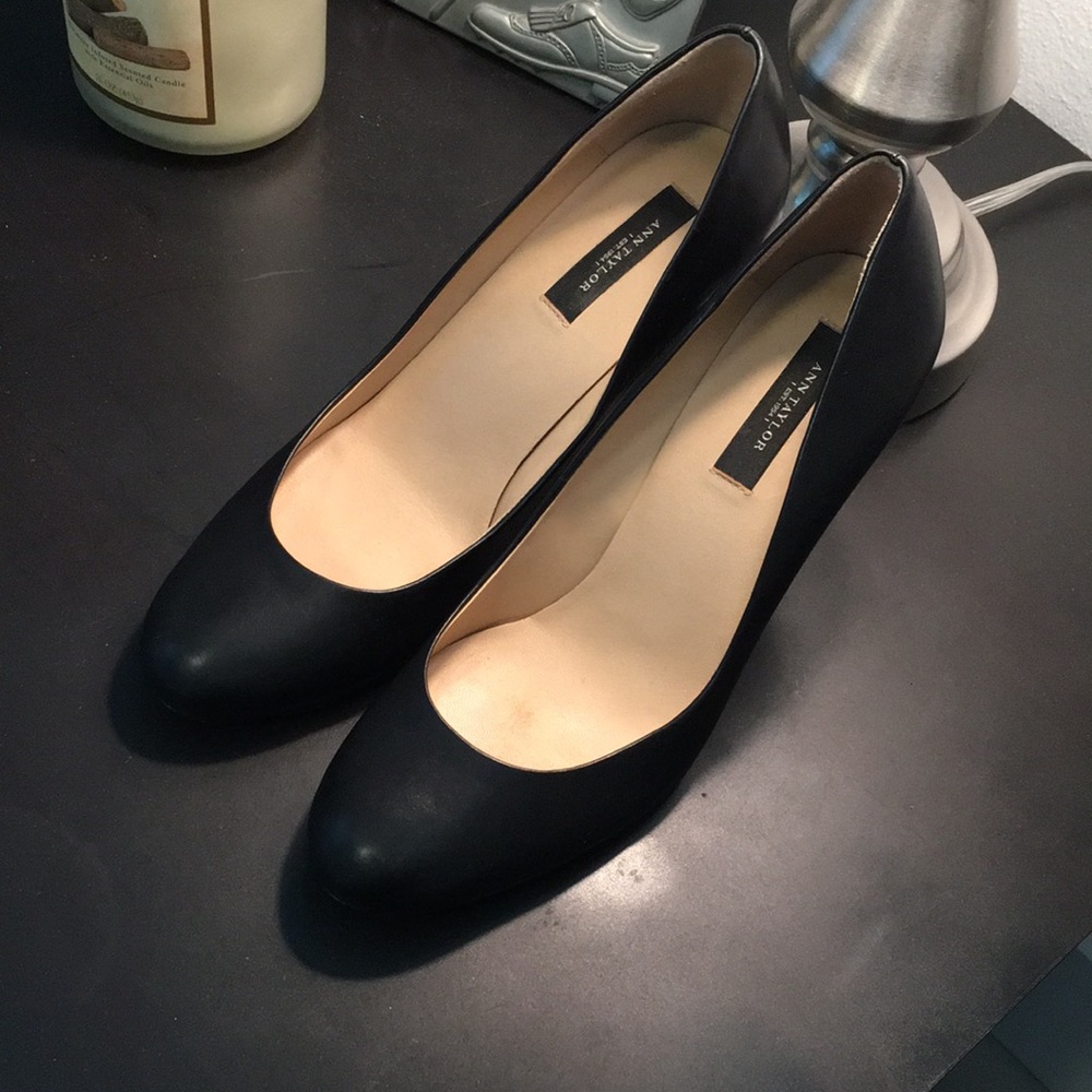 CLASSIC ANN TAYLOR HEELS 🖤🖤🖤🖤🖤🖤🖤🖤🖤